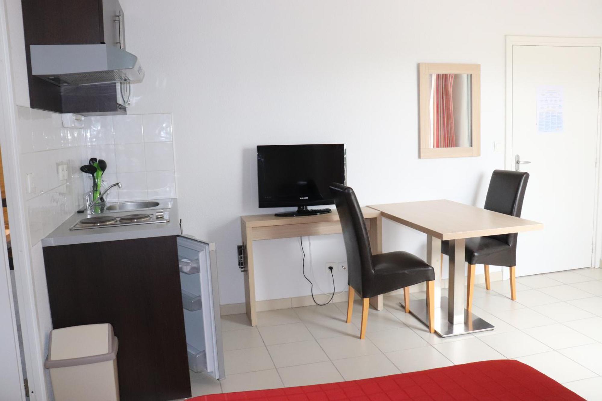 Residence De La Source By Euclenima Salies-de-Bearn Bilik gambar